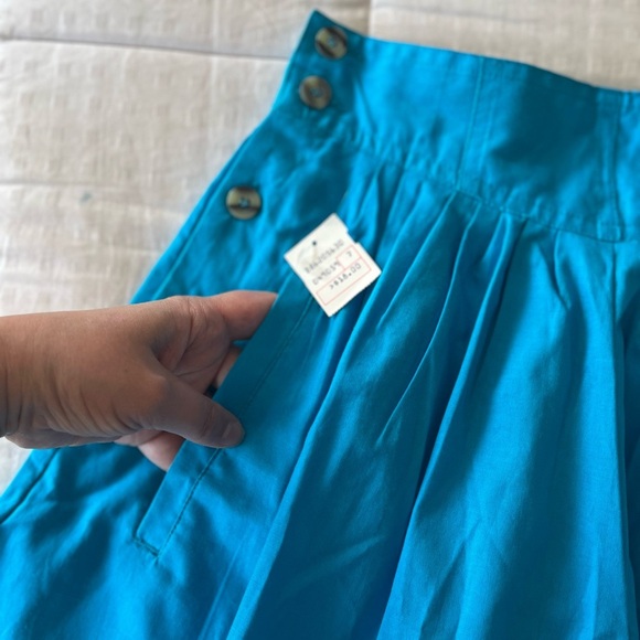 Vintage Deadstock 80s/90s Pleated Button-Front Turquoise Shorts S - Picture 6 of 14